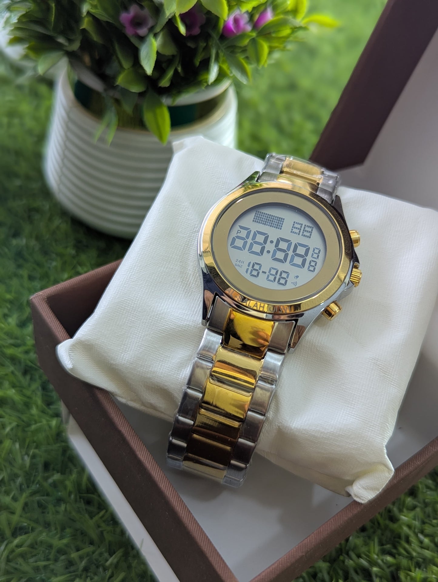 Al Azan Stainless Steel Watch – Elegant Look for Masjid & Office