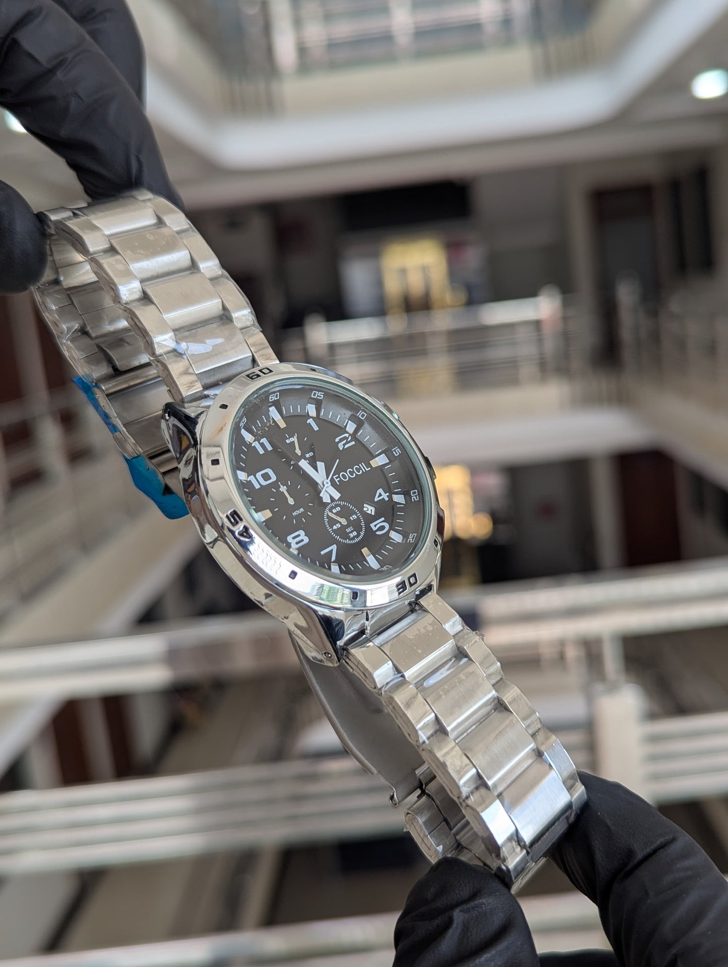 ⌚ Premium Stainless Steel Watch – Bold Look, Lasting Impression