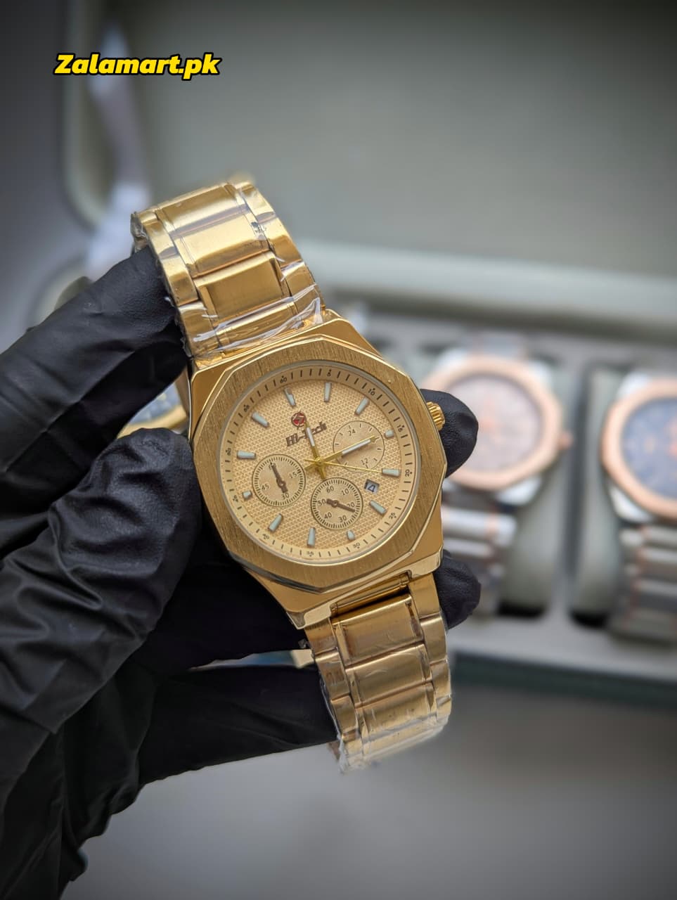 Hi-Tech Watch β Premium Look, Everyday Comfort