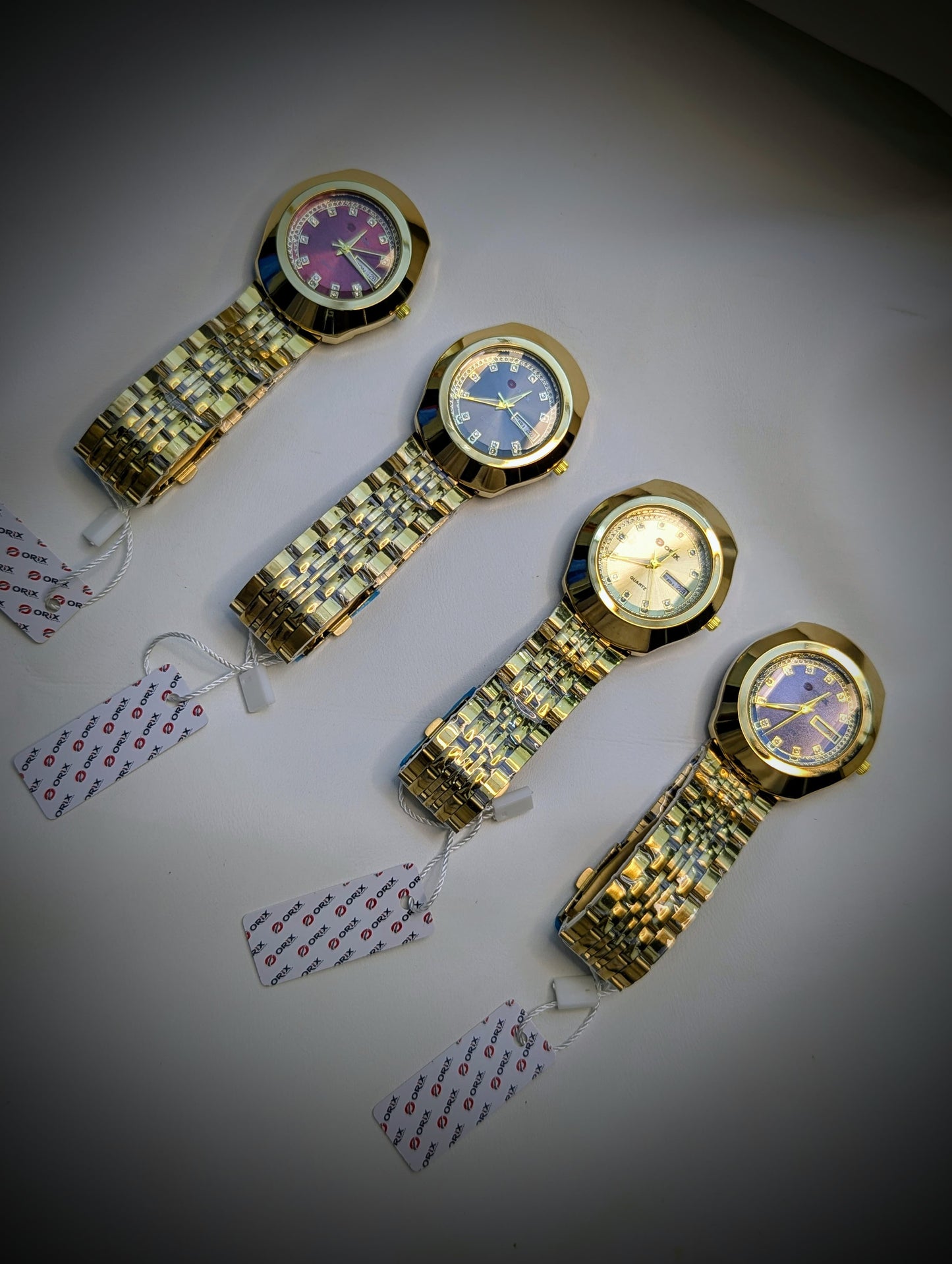 Modern Luxury Stainless Steel Watch – Durable & Stylish