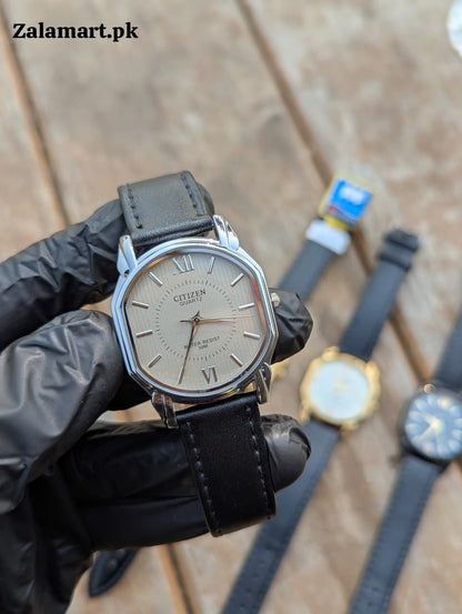 Citizen Minimal Watch with  Leather Strap