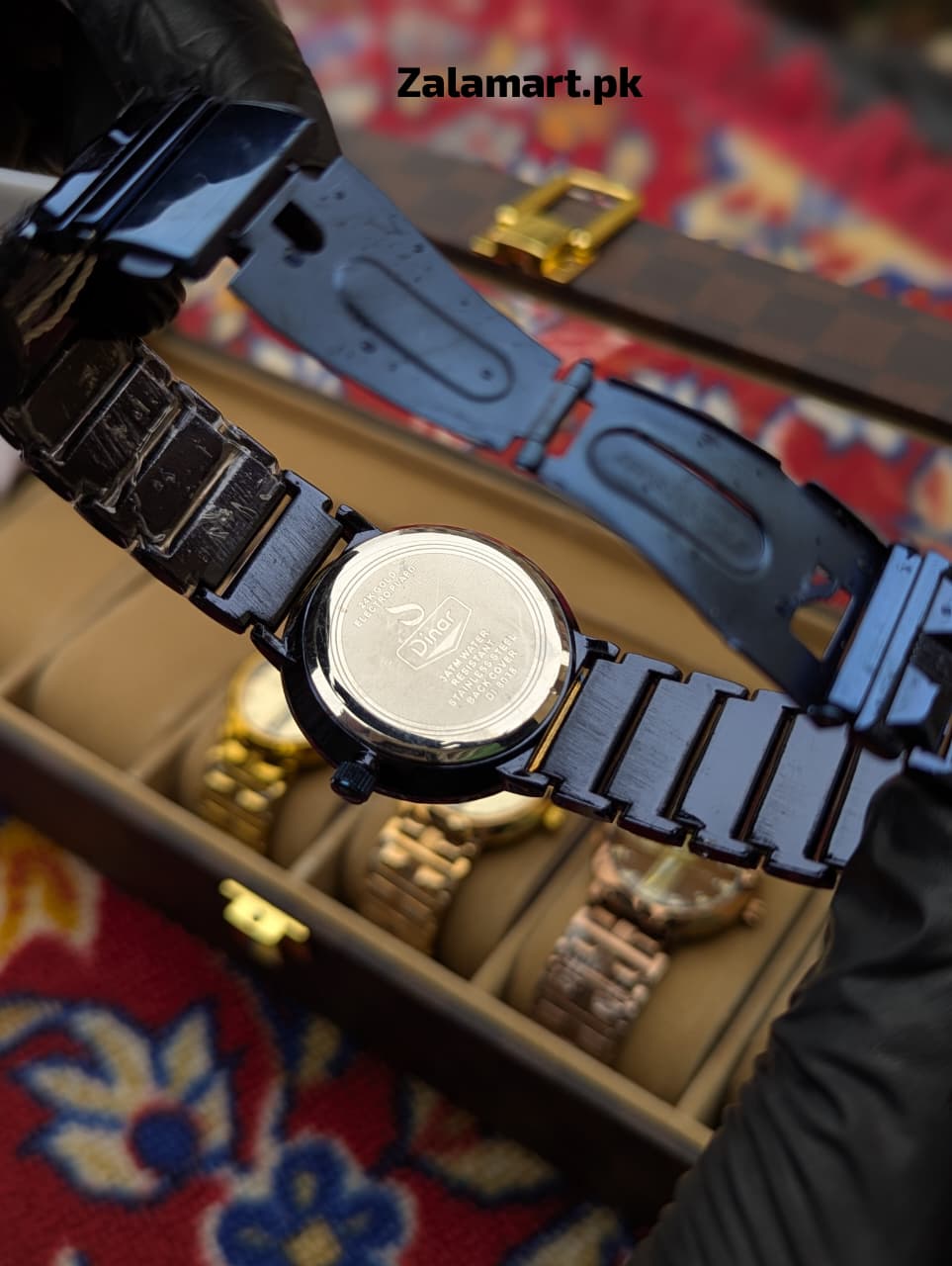 Dinar Stainless Steel Men’s Watch – Waterproof | Date Display | Premium Gift Watch