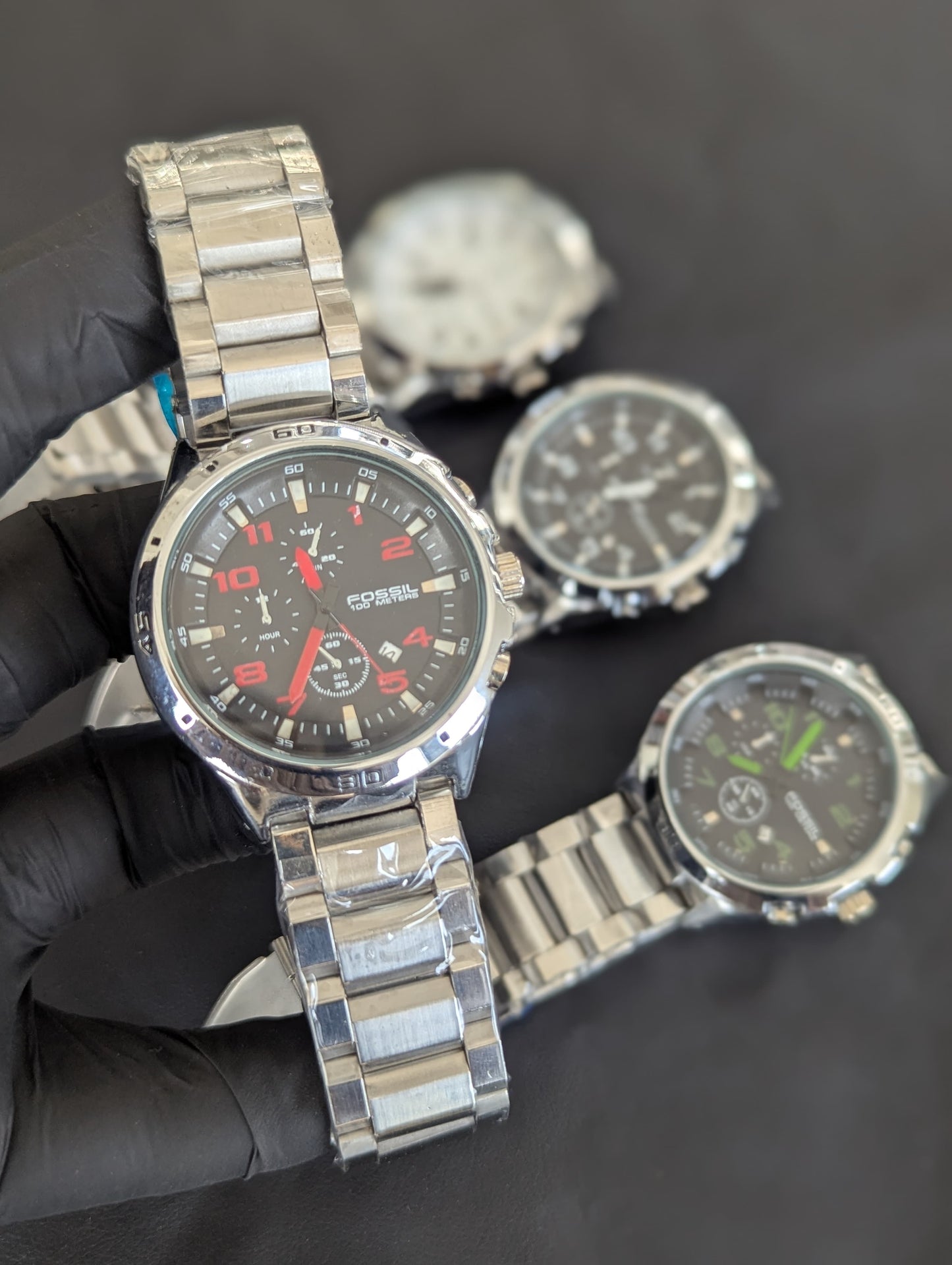 ⌚ Premium Stainless Steel Watch – Bold Look, Lasting Impression