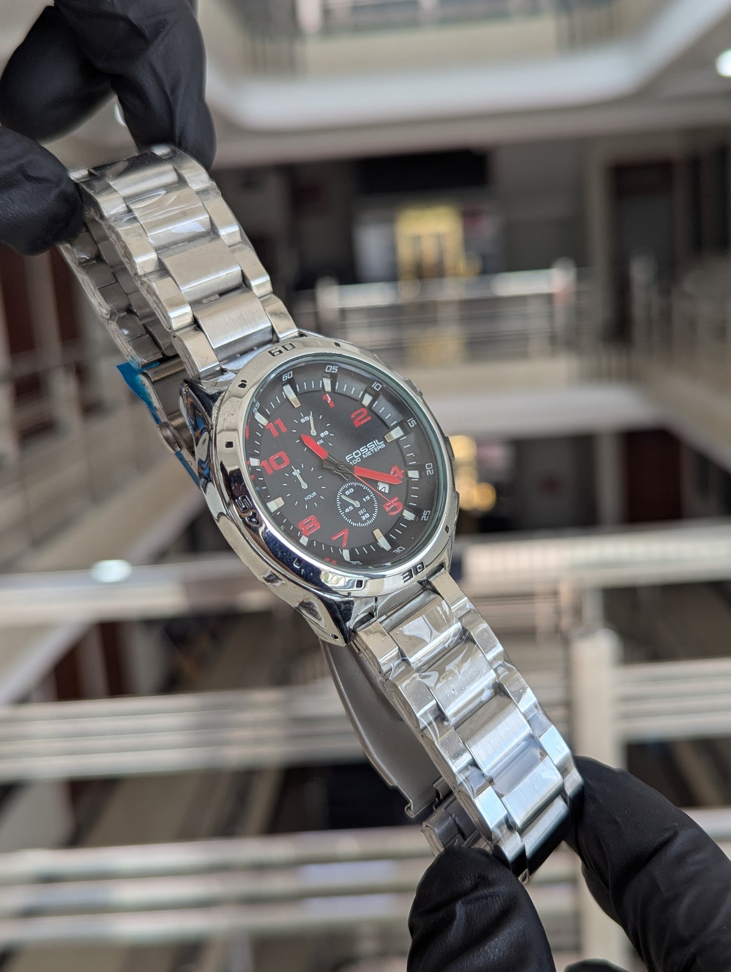 ⌚ Premium Stainless Steel Watch – Bold Look, Lasting Impression