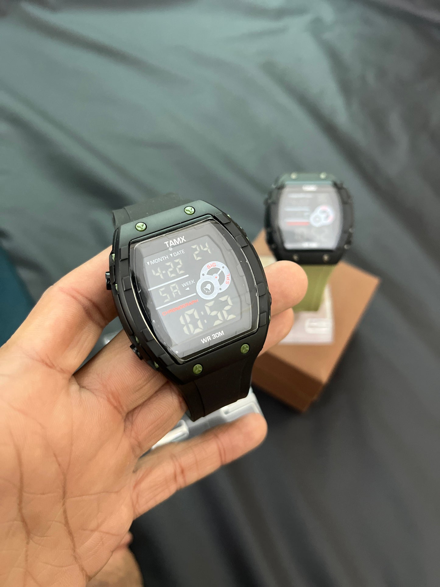 Men's Digital Sports Watch – 30m Waterproof.