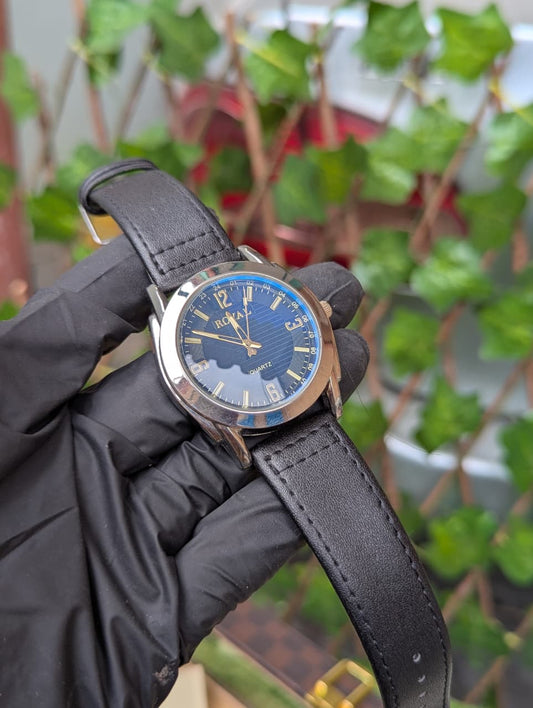 Classic Leather Strap Men’s Watch