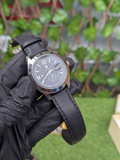 Classic Leather Strap Men’s Watch