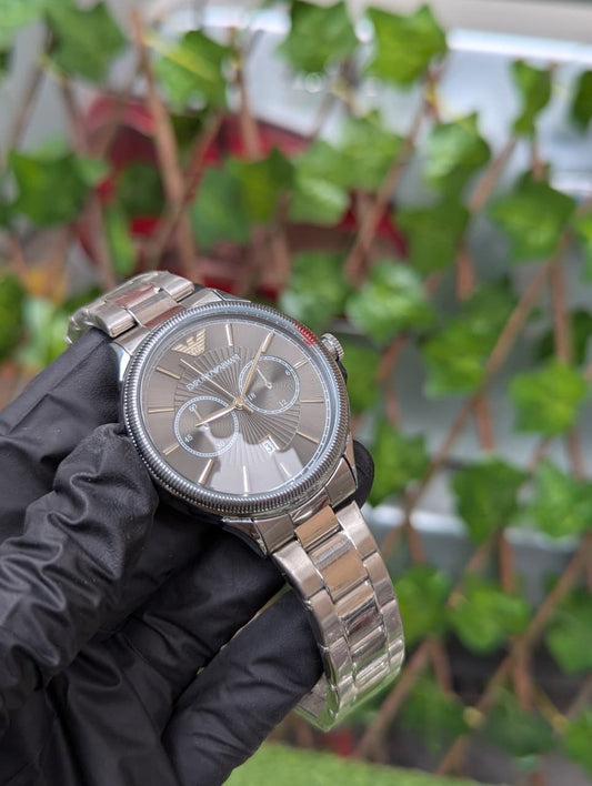 Armani Watch – Luxury Style & Timeless Elegance