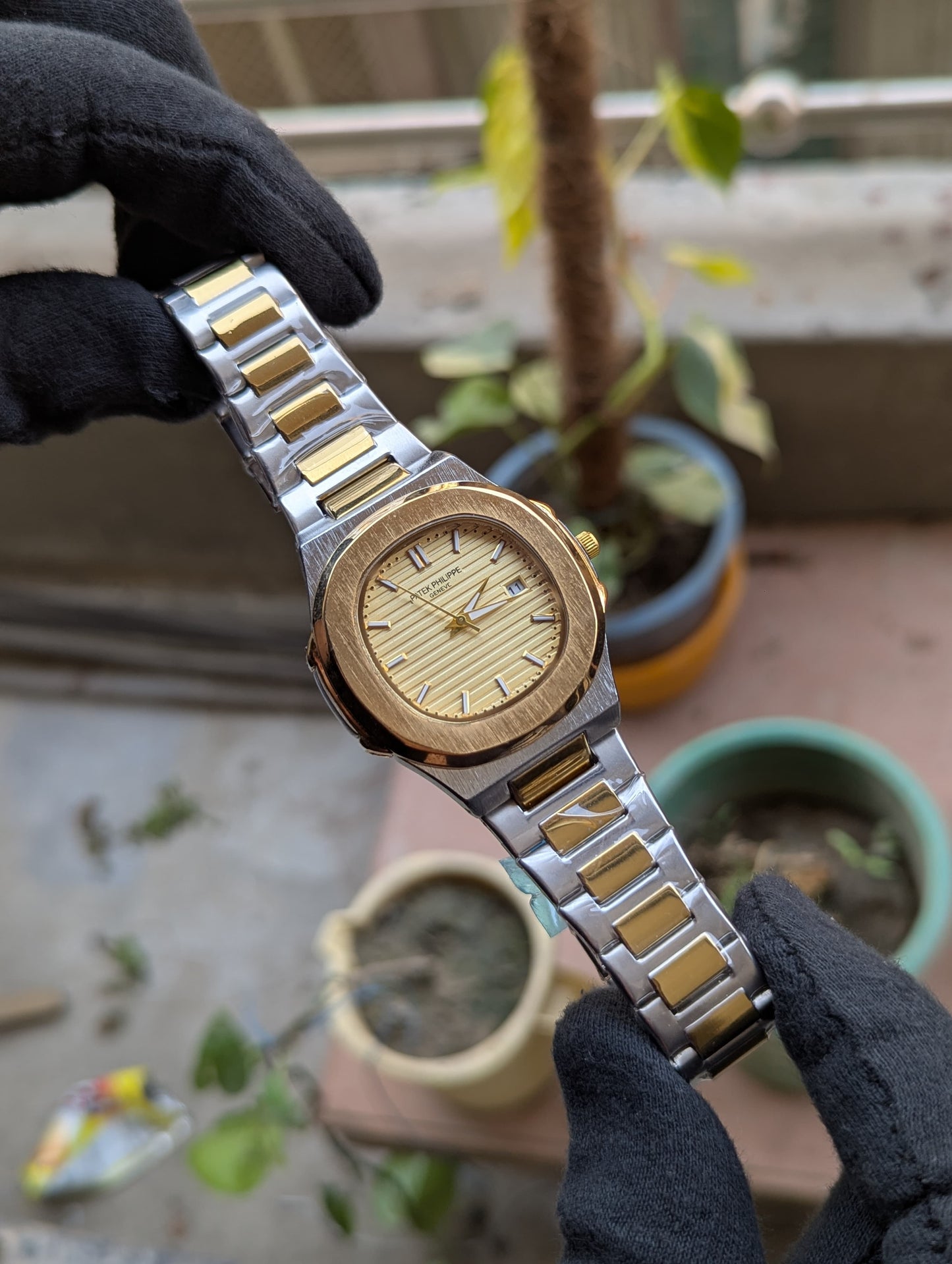 Patek Philippe – Elite Design with Master Lock & Chain