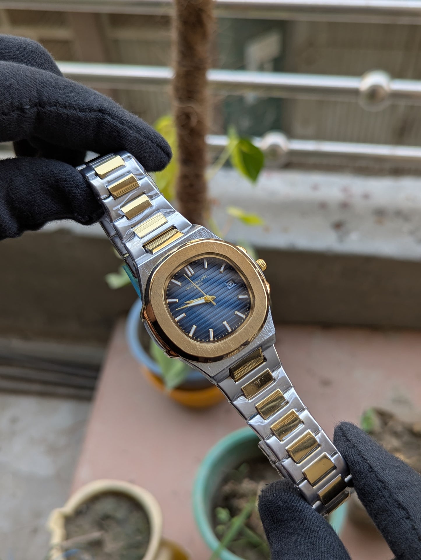 Patek Philippe – Elite Design with Master Lock & Chain