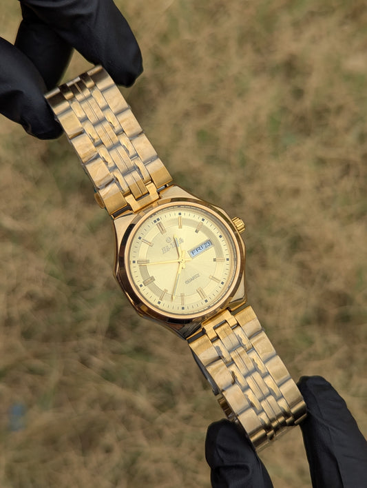 Hi-Tech™ Minimal Stainless Steel Watch with a Day & Date display
