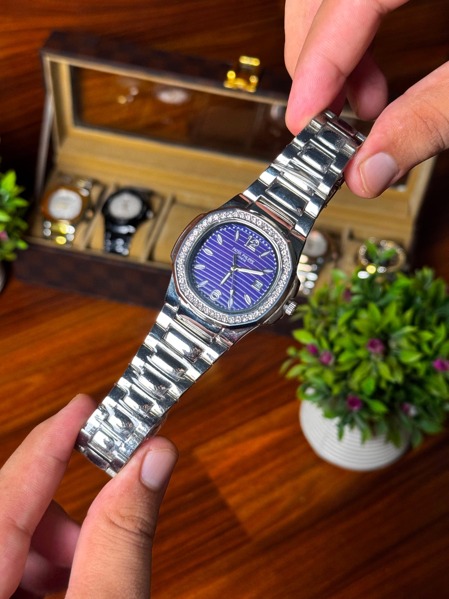 Luxury Patek Philippe Men's Watch – Elegant Stainless Steel Timepiece