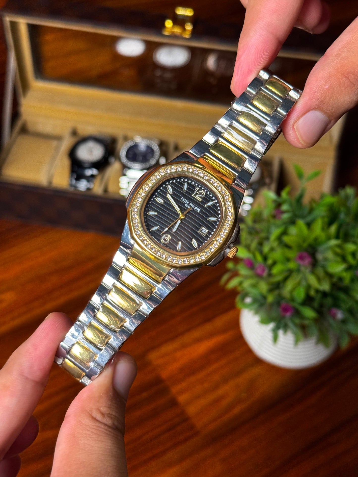Luxury Patek Philippe Men's Watch – Elegant Stainless Steel Timepiece