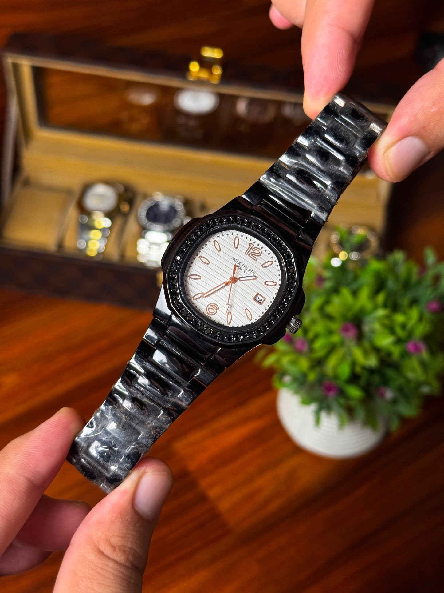 Luxury Patek Philippe Men's Watch – Elegant Stainless Steel Timepiece